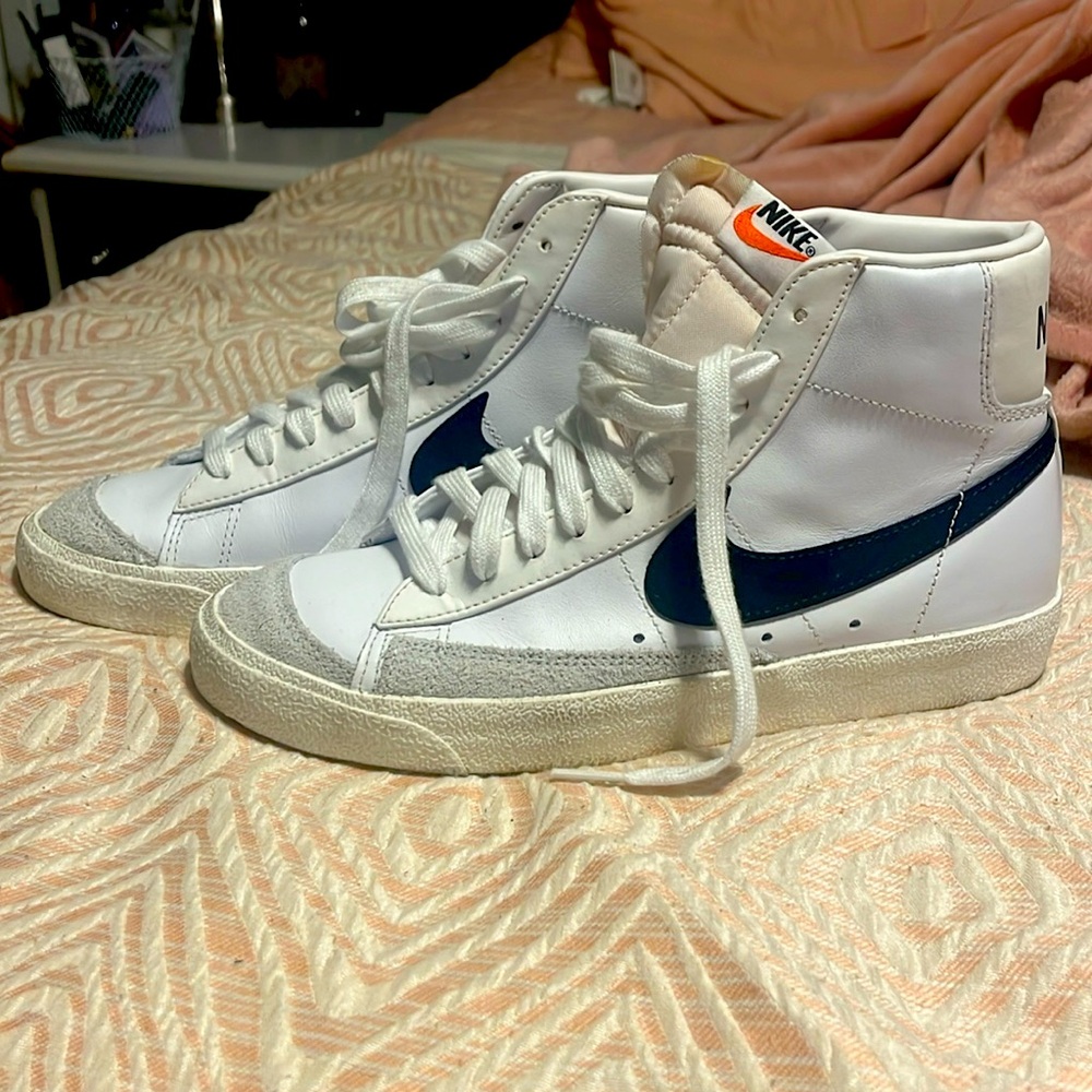 Women’s Nike Blazers, size 8, USED LIKE NEW, worn only 1-5 times